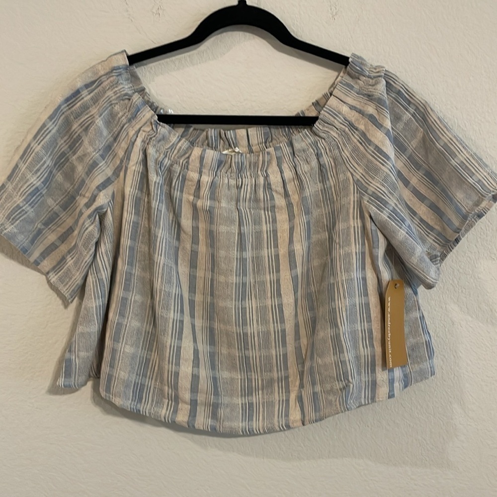 Andree By Unit Women’s Cropped Off Shoulder Top Large Blue Cream Chambray Cotton